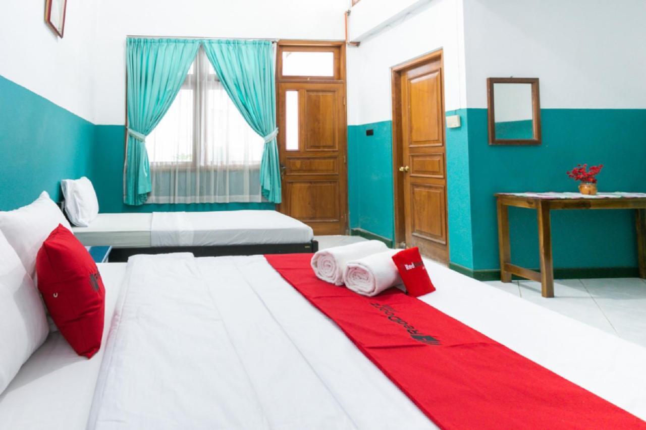 Hotel Reddoorz Syariah Near Alun Alun Magelang Bayeman Exterior foto