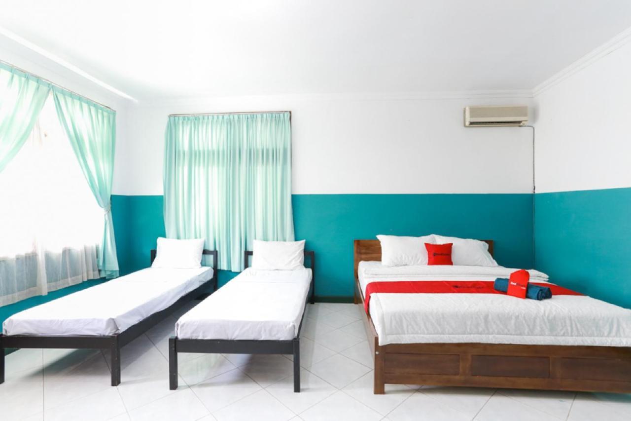 Hotel Reddoorz Syariah Near Alun Alun Magelang Bayeman Exterior foto